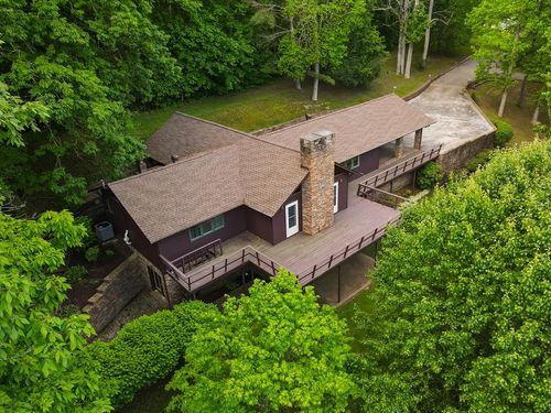 111 Villa Dr, Livingston, TN, 38570-8772 | Card Image