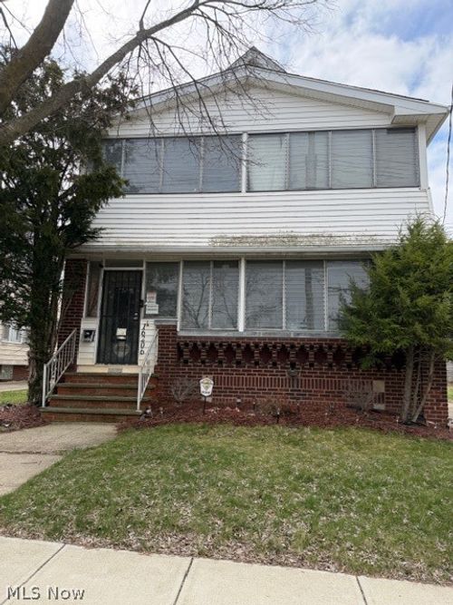 16206 Grovewood Ave, Cleveland, OH, 44110-1502 | Card Image