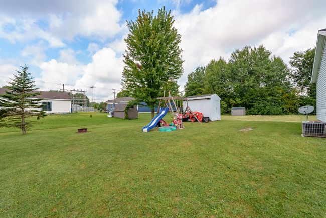 715 N Washington St, House other with 3 bedrooms, 2 bathrooms and null parking in Tekonsha MI | Image 24