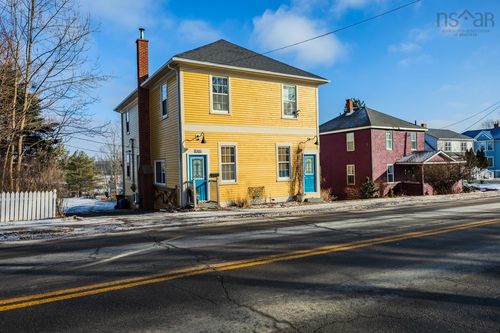 303-305 Main St, Tatamagouche, NS, B0K1V0 | Card Image
