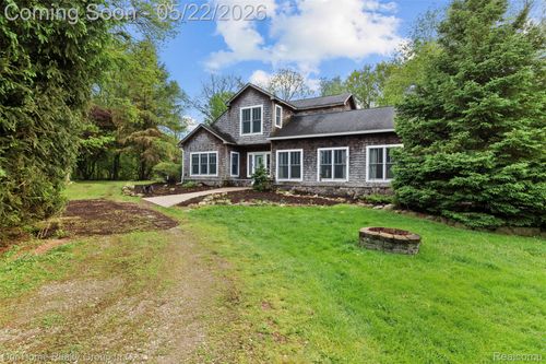 30761 Glenmuer St, Farmington Hills, MI, 48334-1030 | Card Image