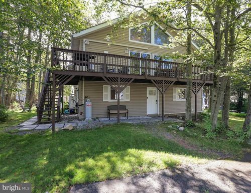 6323 Ventnor Dr, Tobyhanna, PA, 18466-3242 | Card Image