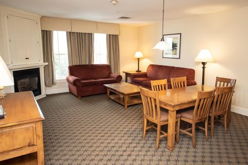 710/712 Qtr. I V Adams House, Ludlow, VT, 05149 | Card Image