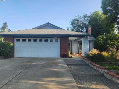 1733 Carnation Cir, Livermore, CA, 94551-6703 | Card Image