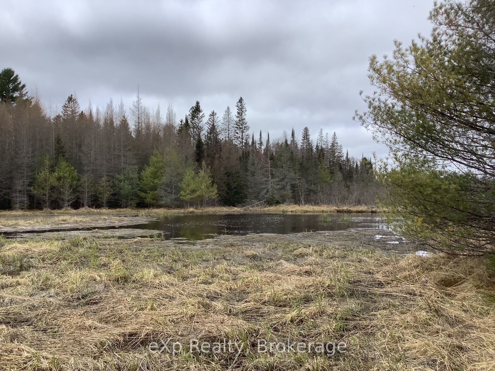 Residential in Parry Sound Remote Area 3