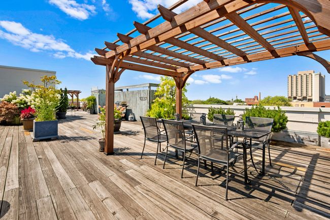 APT-203 - 2041 W Division St, Home with 2 bedrooms, 2 bathrooms and null parking in CHICAGO IL | Image 15