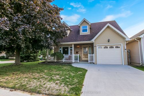 {{alt}} | Card Image