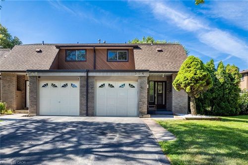 554 Pinedale Ave, Burlington, ON, L7L3W4 | Card Image