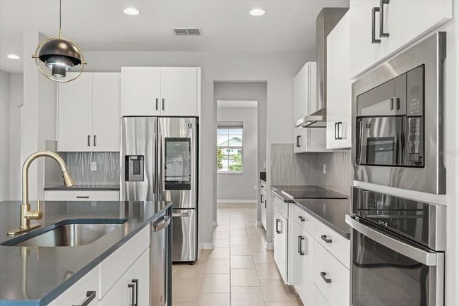 2541 Leyland Cypress Ln, House other with 5 bedrooms, 3 bathrooms and null parking in SANFORD FL | Image 5