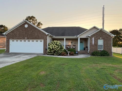 83 Lions Dr, Guntersville, AL, 35976-0057 | Card Image