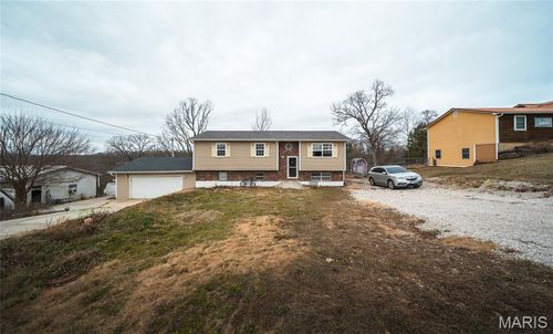 24235 Thames Ln, Saint Robert, MO, 65584-3215 | Card Image
