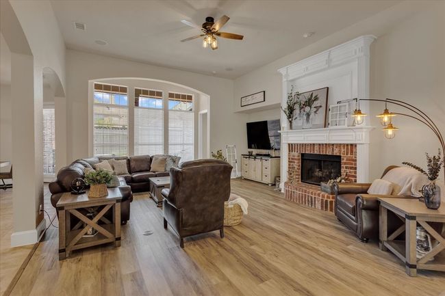 11562 Avondale Dr, House other with 3 bedrooms, 3 bathrooms and null parking in Frisco TX | Image 10