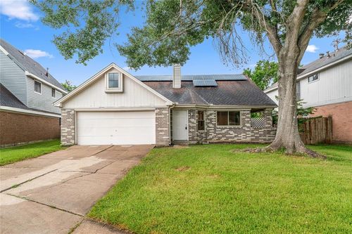 1714 Regal Blue Ct, Fresno, TX, 77545-9523 | Card Image