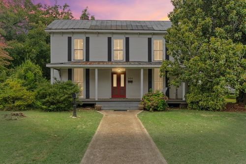 304 W Sycamore St, Chase City, VA, 23924-1536 | Card Image