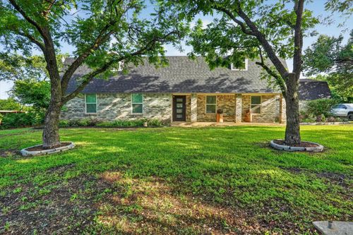 4041 Burleson Retta Rd, Burleson, TX, 76028-3666 | Card Image