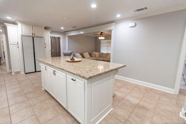4326 Pleasant Dr, House other with 3 bedrooms, 2 bathrooms and null parking in Lake Charles LA | Image 10