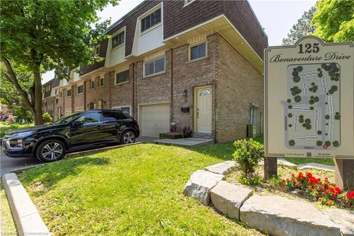 16-125 Bonaventure Dr, Hamilton, ON, L9C5Y9 | Card Image