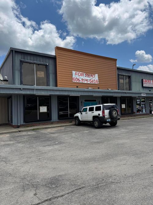 c-1340 S Highway 27, Somerset, KY, 42503 | Card Image