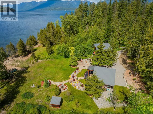 179 Kootenay Lake Rd, House other with 2 bedrooms, 2 bathrooms and 12 parking in Procter BC | Image 88