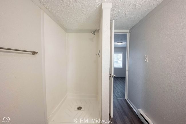 APT-10 - 2142 W Us Highway 40, Condo with 1 bedrooms, 1 bathrooms and null parking in Greenfield IN | Image 14