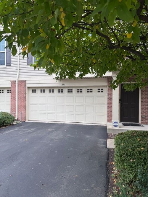 3471 Bradbury Cir, Aurora, IL, 60504-6623 | Card Image