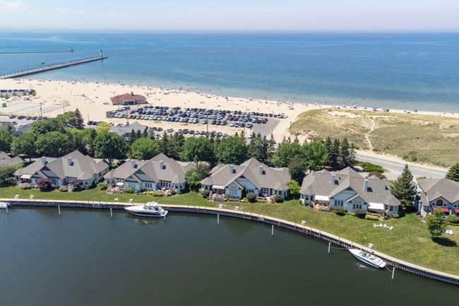8_Harbor_Point_Ln-72 | Image 77