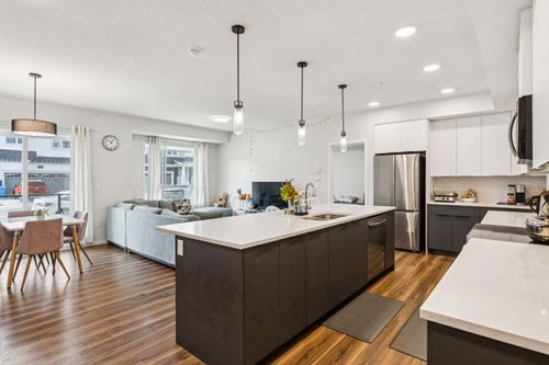 1105-33 Carringham Gate Nw, Calgary, AB, T3P2H6 | Card Image