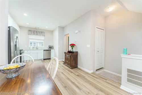 197 Sean St, Brighton, MI, 48116-3503 | Card Image