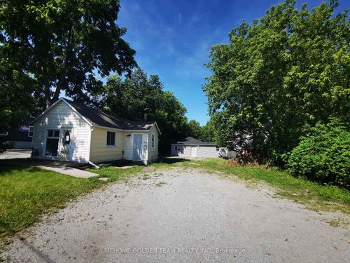 424 The Queensway S, Keswick, ON, L4P2E1 | Card Image