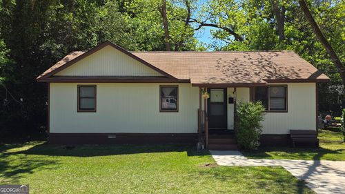 3724 Log Cabin Dr, Macon, GA, 31204-3713 | Card Image
