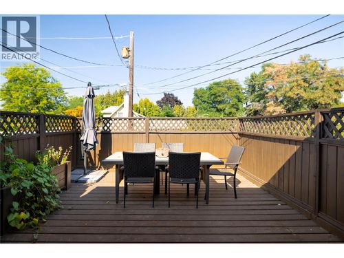 1420 Bernard Ave, Kelowna, BC, V1Y6R7 | Card Image