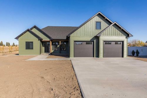 308 Yuma Crt, Dunmore, AB, T1B0J8 | Card Image