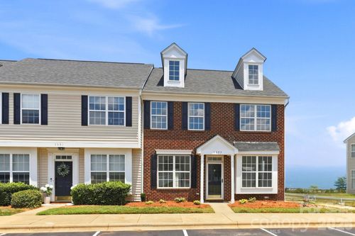 7593 Bluff Point Ln, Denver, NC, 28037-7580 | Card Image