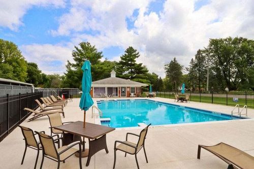 350 Fontana Ave, Fontana, WI, 53125 | Card Image