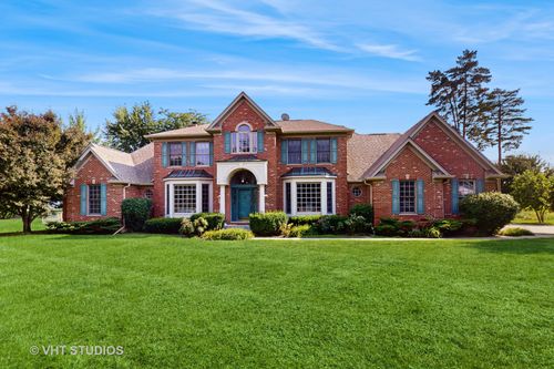 1527 Lexington Cir, Schaumburg, IL, 60173-2093 | Card Image