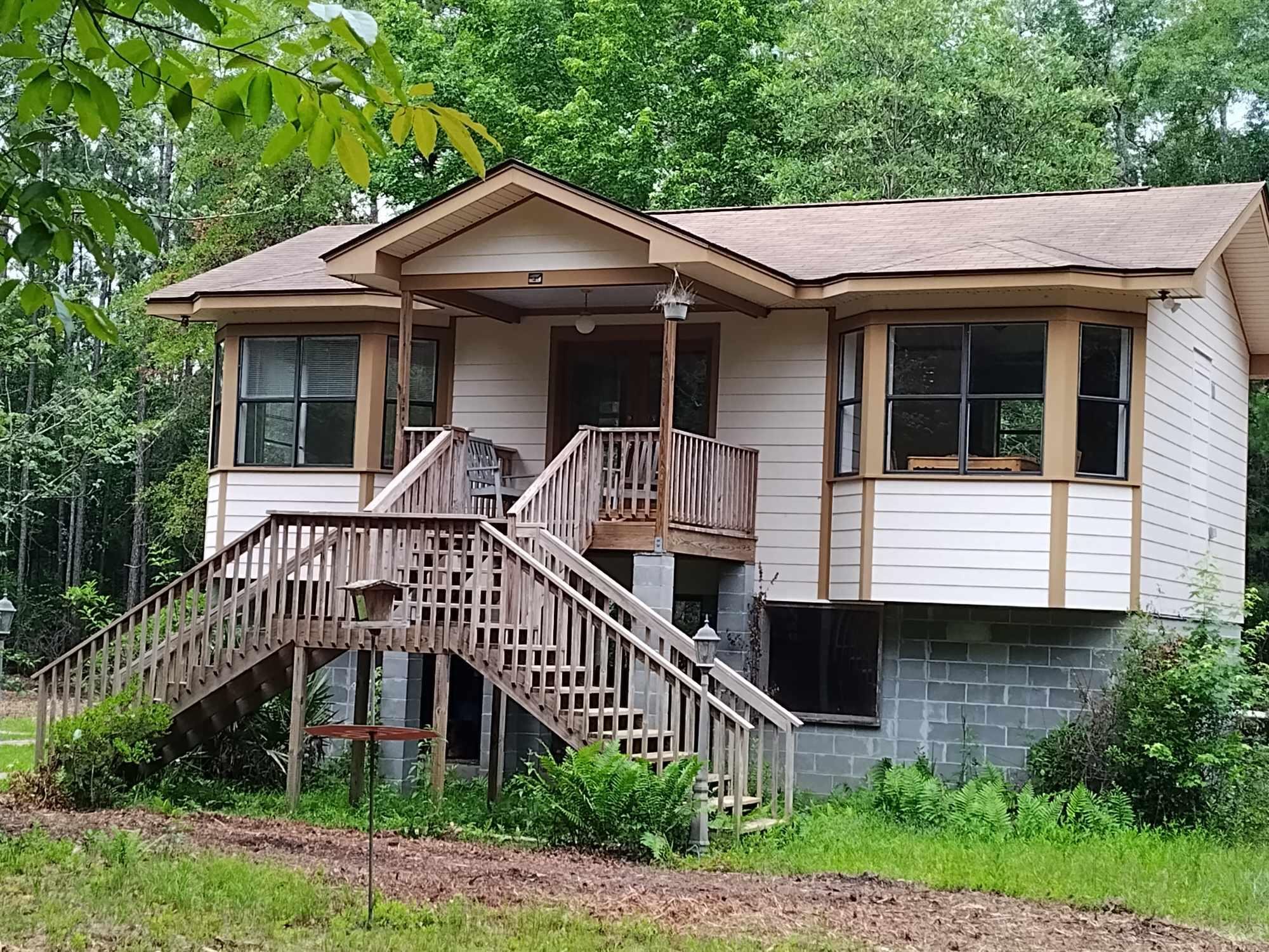 Baum Ln, Tallahassee, FL 32309