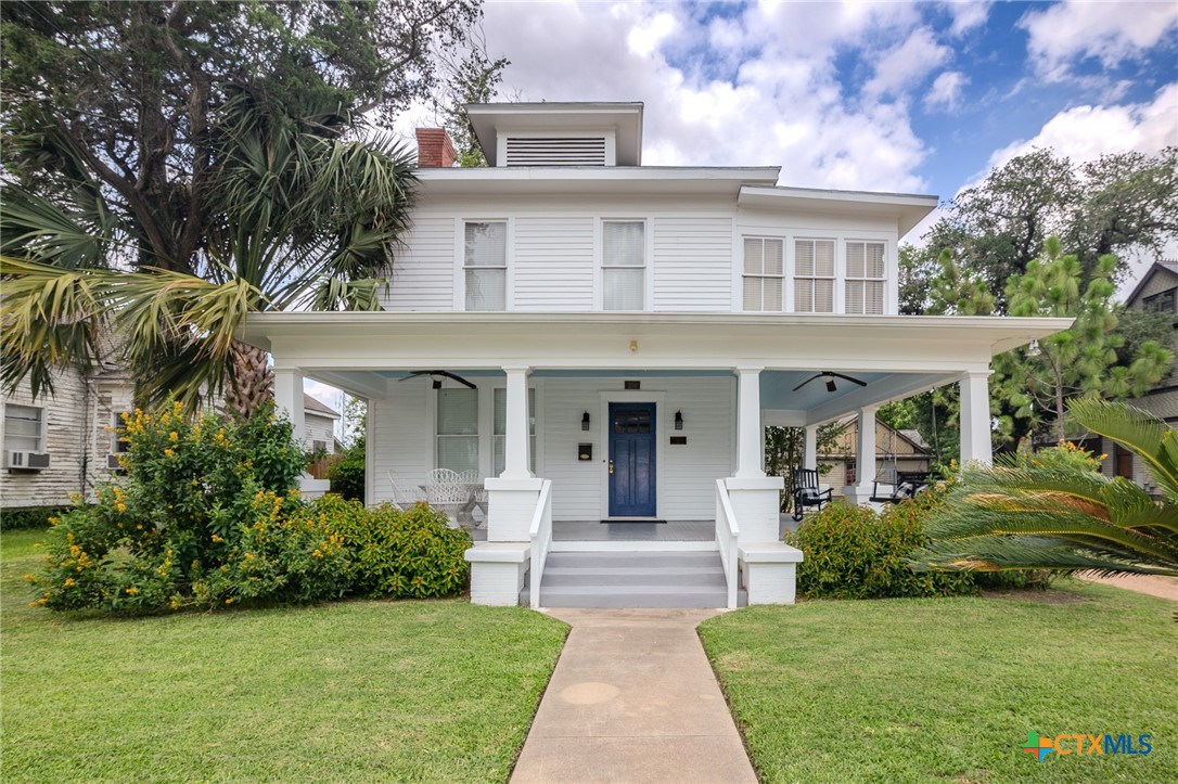 Stayton Ave, Victoria, TX 77901