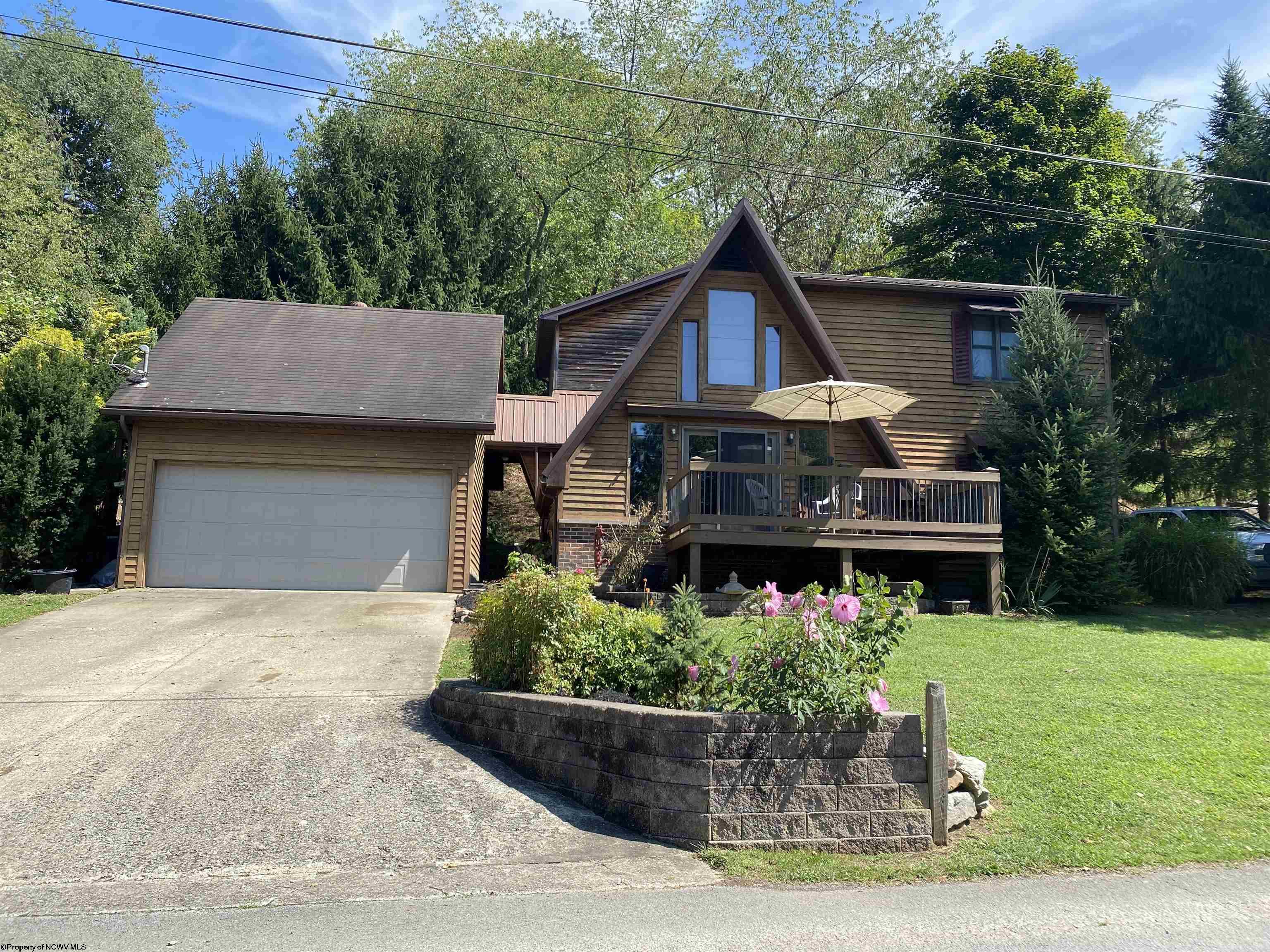 Rustic Dr, Buckhannon, WV 26201