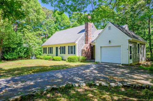 20 Bray Farm Rd S, Yarmouth Port, MA, 02675-1503 | Card Image