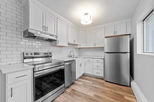 10-181 School St, Waltham, MA, 02451 | Card Image