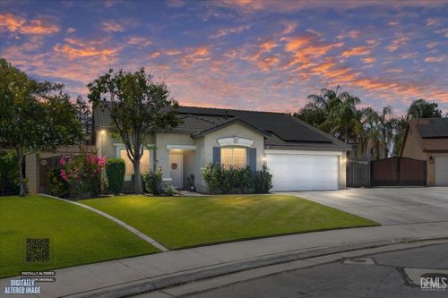 703 Astoria Park Dr, Bakersfield, CA, 93311-9461 | Card Image