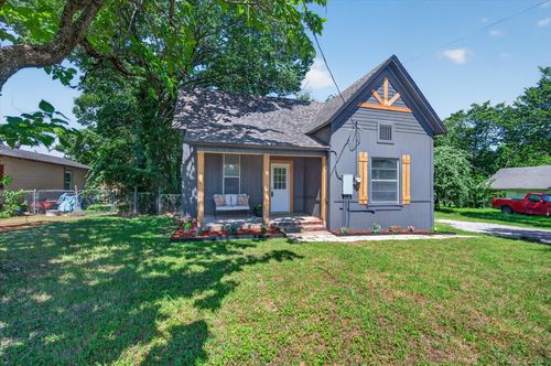 202 S Main St, Joshua, TX, 76058-3303 | Card Image