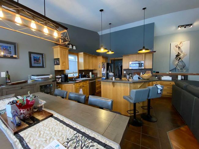 #68 Ironstone Drive, Townhouse with 4 bedrooms, 3 bathrooms and 4 parking in Coleman AB | Image 14