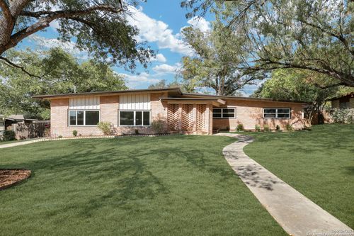 123 Riviera Dr, Castle Hills, TX, 78213-3343 | Card Image