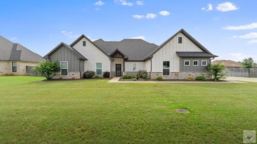 77 Chester Field Cir, Texarkana, TX, 75503 | Card Image
