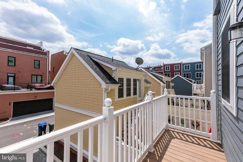 723 Diamond Ave, ALEXANDRIA, VA, 22301-3041 | Card Image