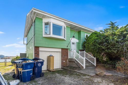 148 E Raritan Dr, LITTLE EGG HARBOR TWP, NJ, 08087-1110 | Card Image