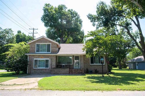 424 Ne 2nd Street, Perkins, OK, 74059 | Card Image