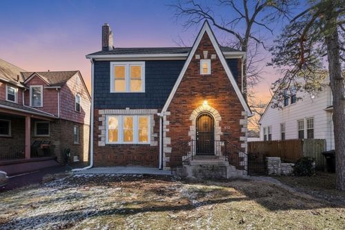 972 Berkeley Rd, Columbus, OH, 43206-1702 | Card Image