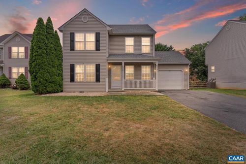 596 Edwardian Ln, Waynesboro, VA, 22980-2377 | Card Image